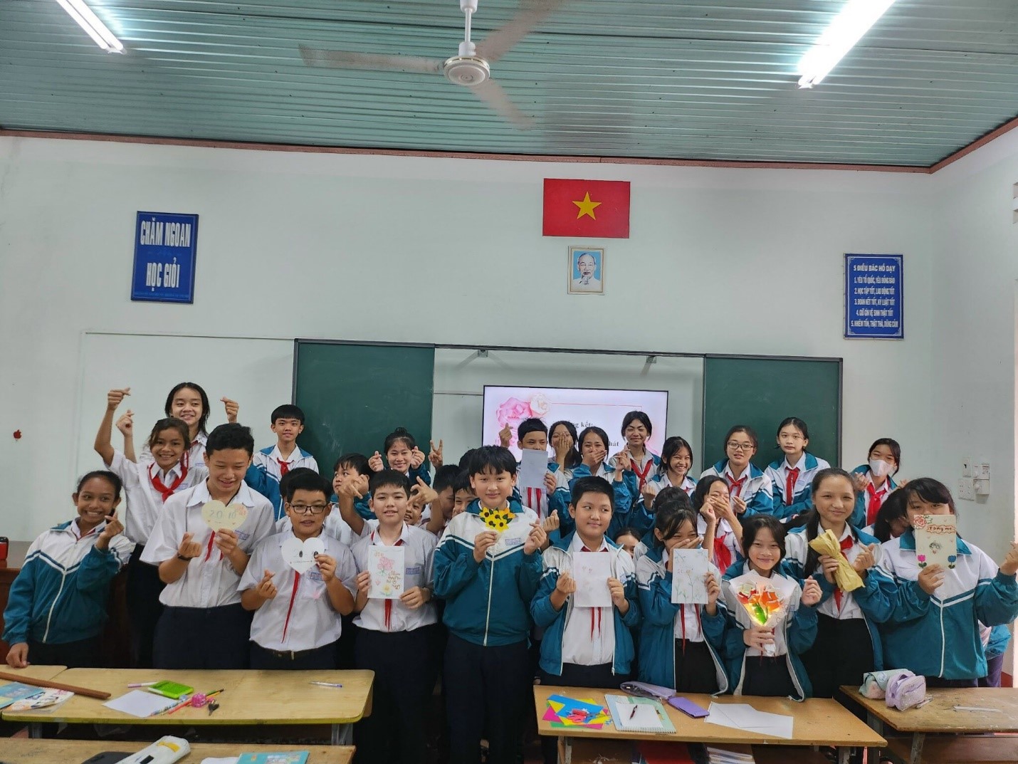 CHÀO MỪNG KỶ NIỆM 93 NĂM NGÀY PHỤ NỮ VIỆT NAM 20-10