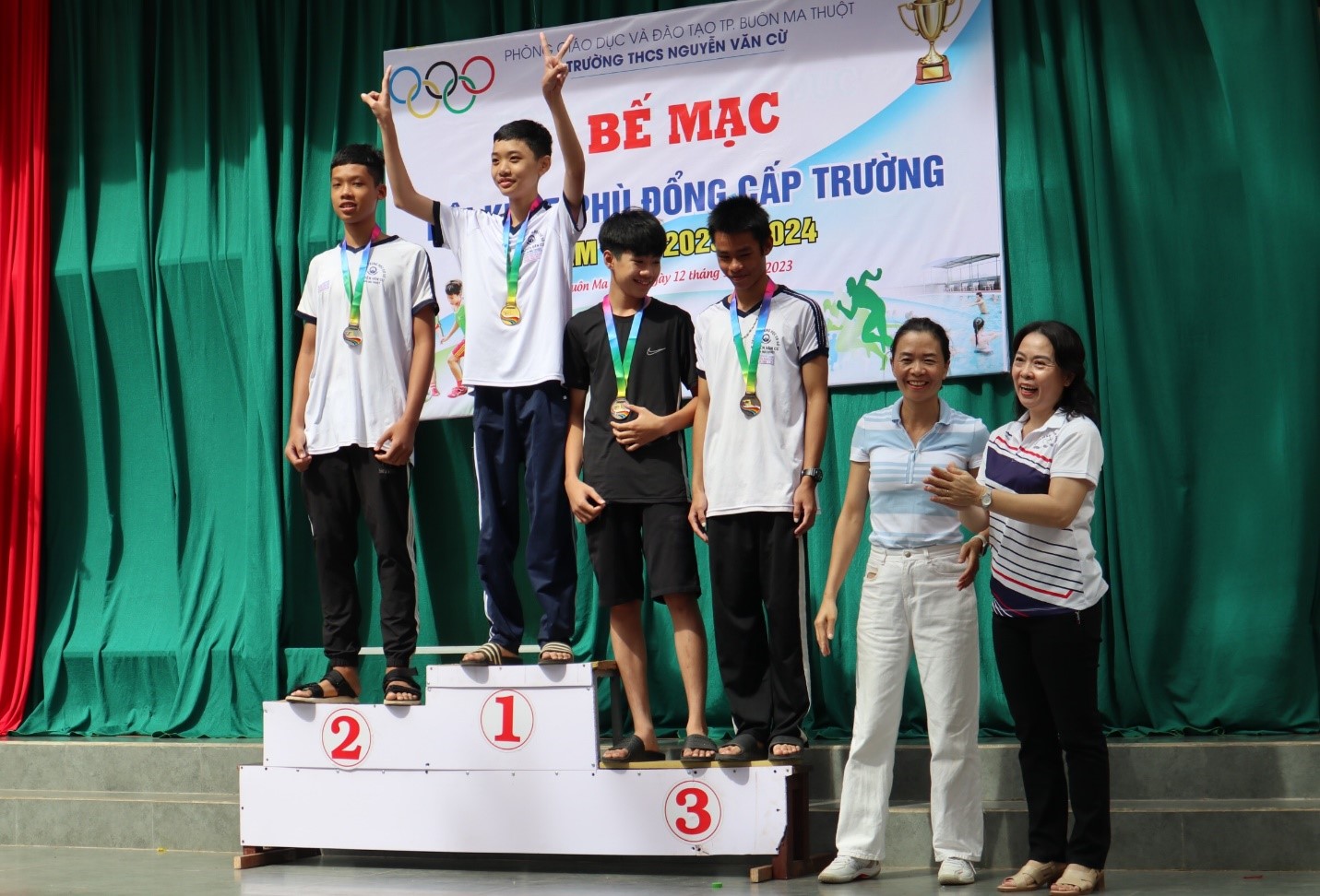 HỘI KHỎE PHÙ ĐỔNG TRƯỜNG THCS NGUYỄN VĂN CỪ